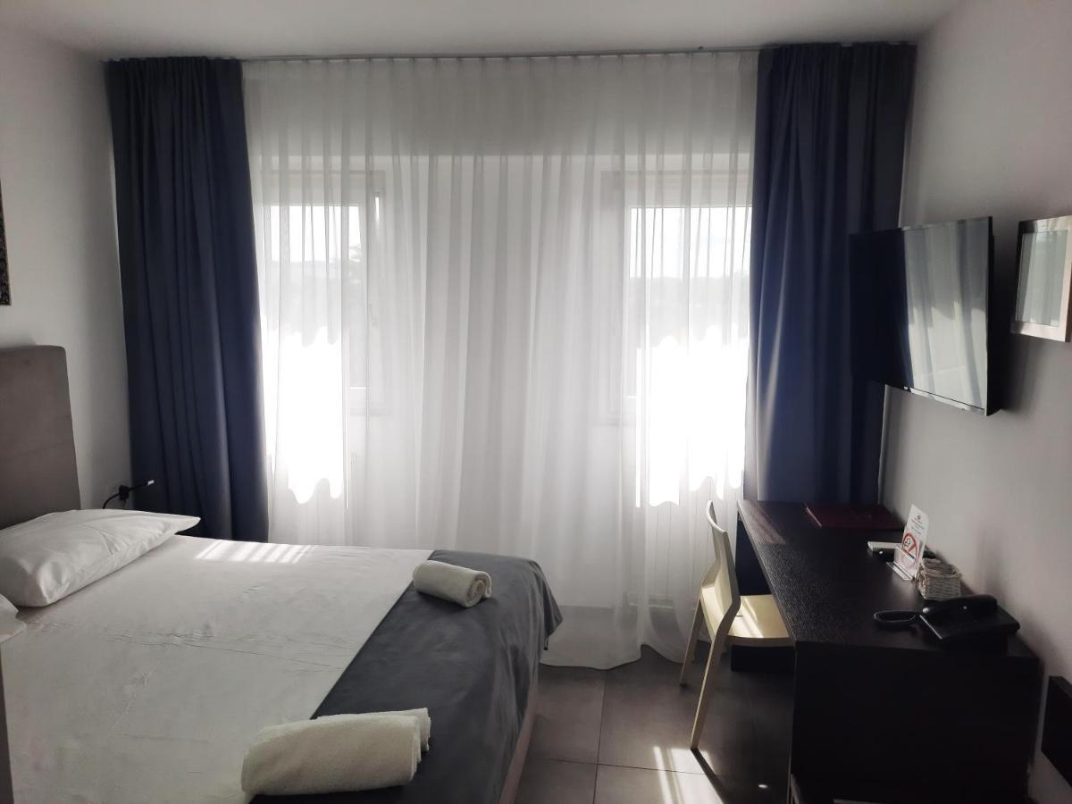 Hotel Prunk Sežana Eksteriør billede