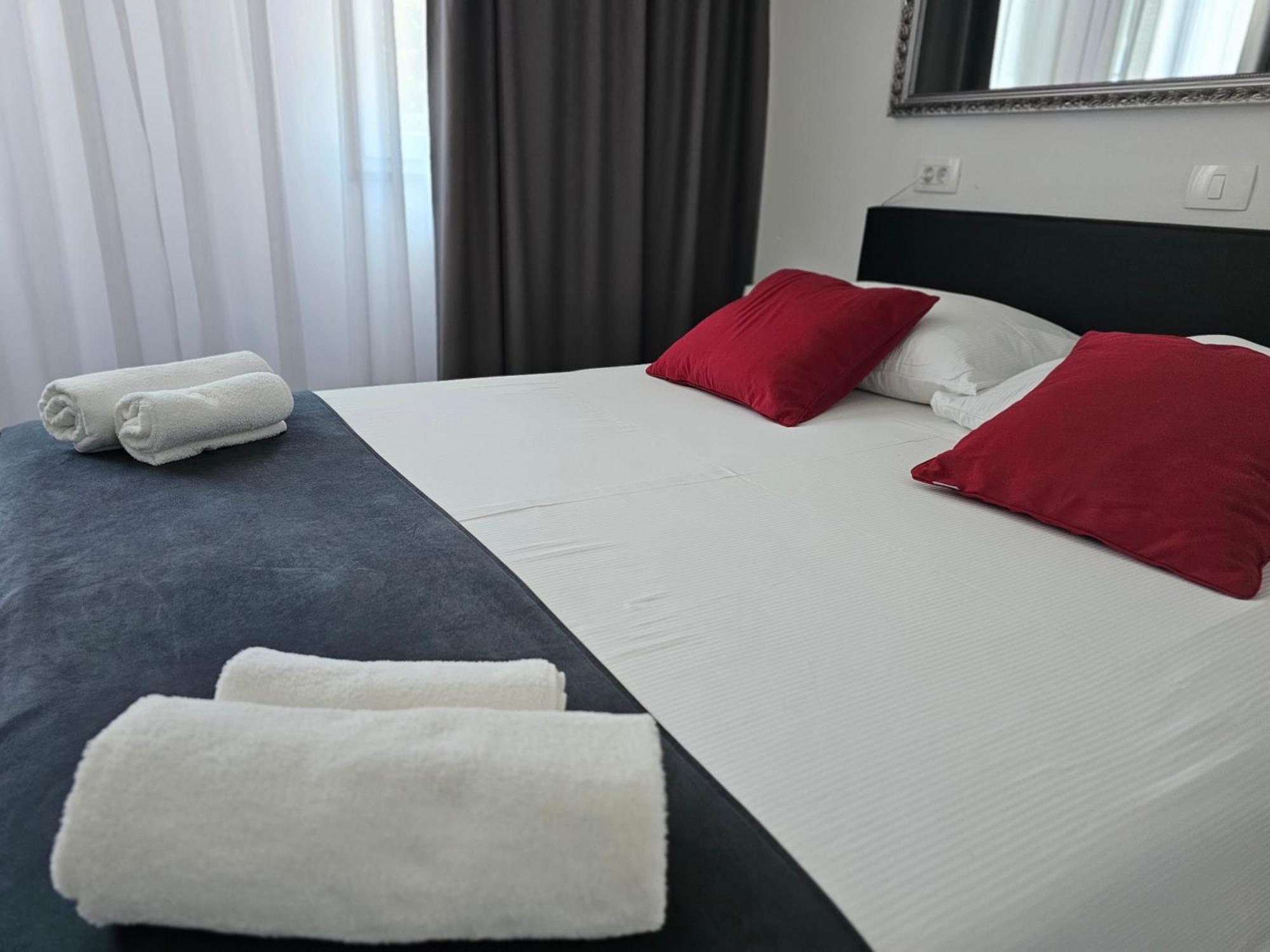 Hotel Prunk Sežana Eksteriør billede