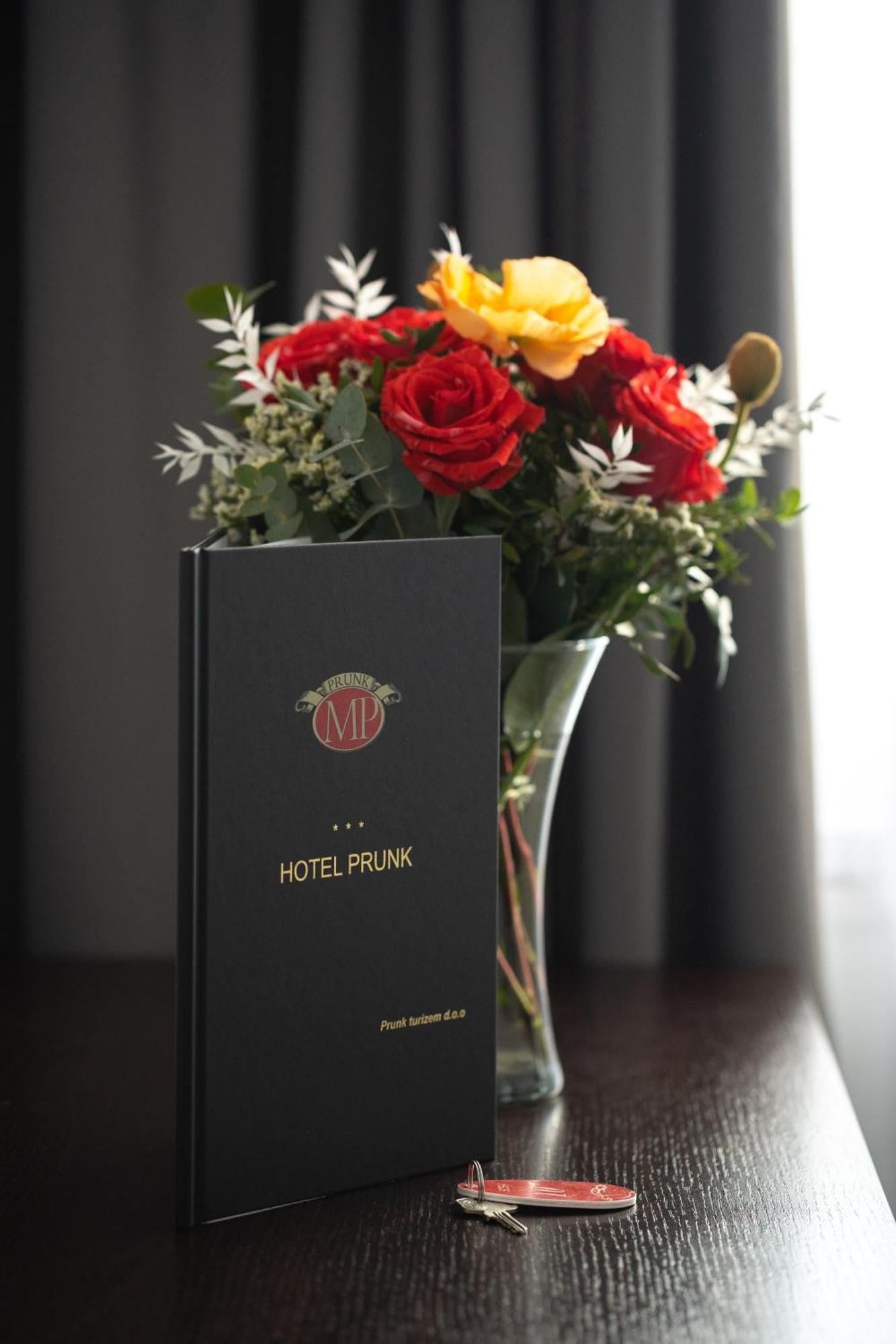 Hotel Prunk Sežana Eksteriør billede