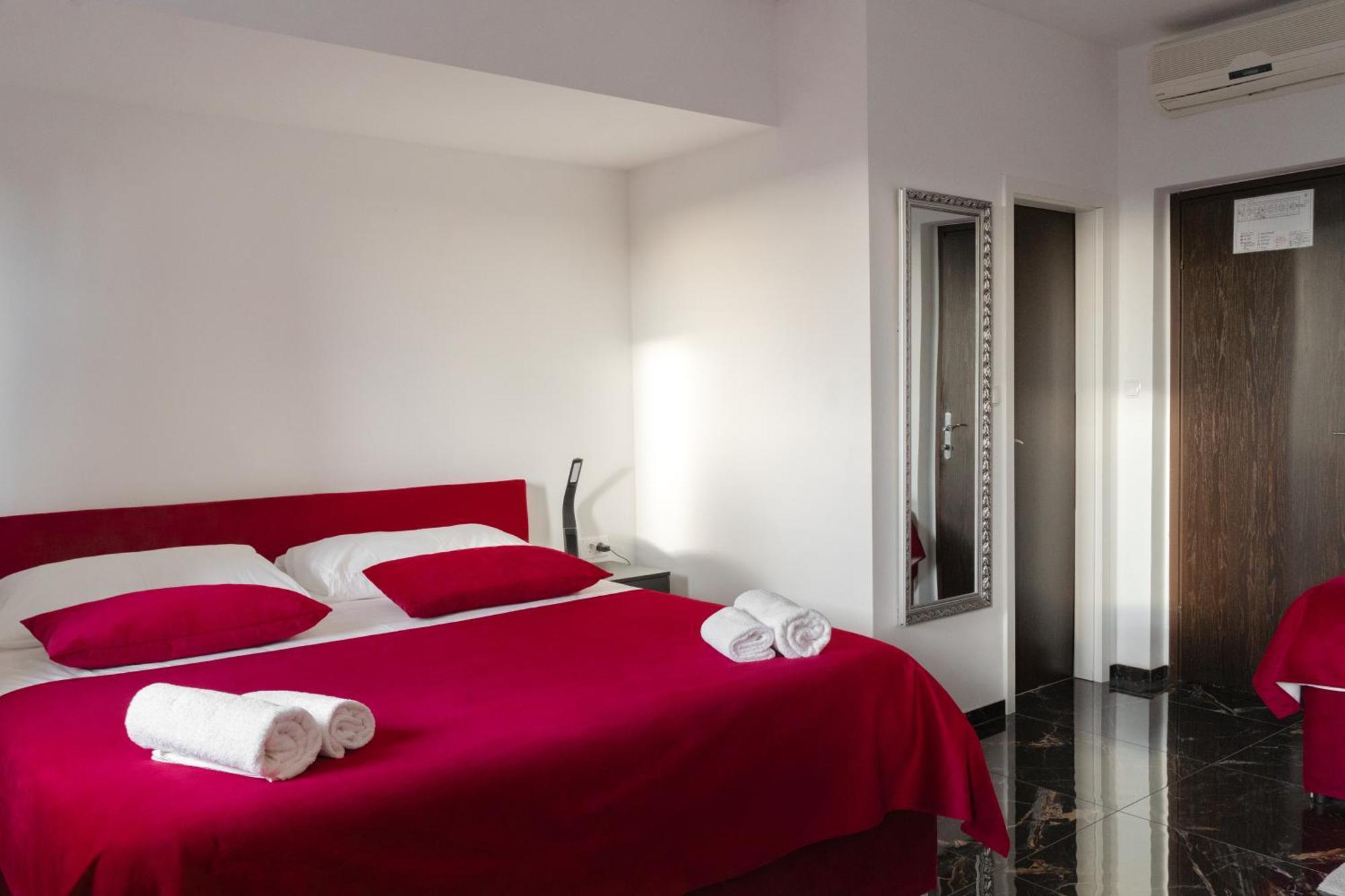 Hotel Prunk Sežana Eksteriør billede
